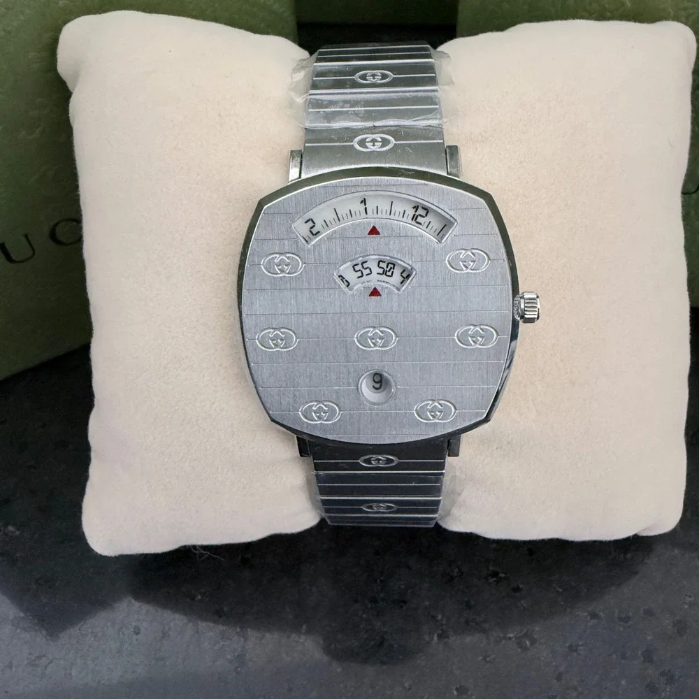 Gucci Grip Watch YA157401 Stainless Steel Silver Logo Engraved Swiss‎ Made 38mm